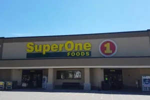 Super One Duluth Lakeside Store Building